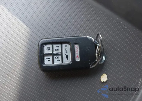 2015 Honda Odyssey Touring/Touring Elite z USA, uszkodzony, nr VIN 5FNRL5H91FB073046